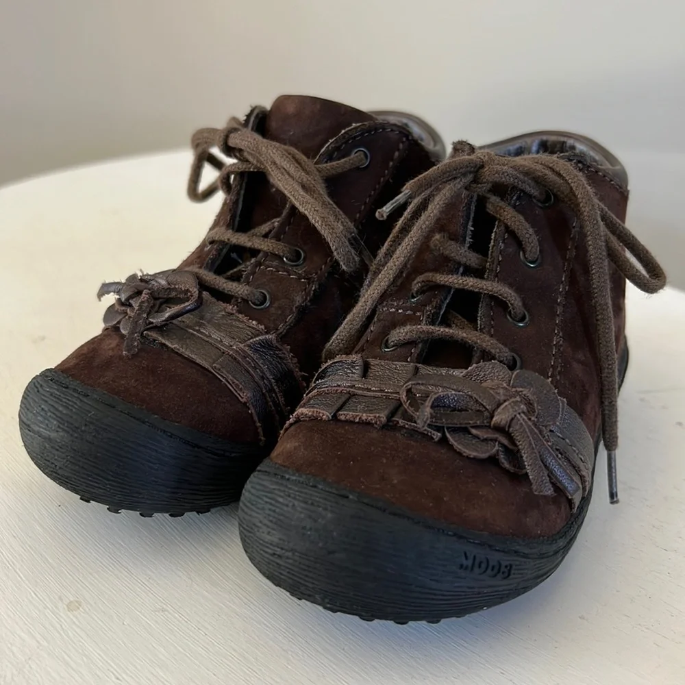 MOD 8 Leather Brown Boots Size 5.5/ 6 Toddler Girl - Picture 2 of 11